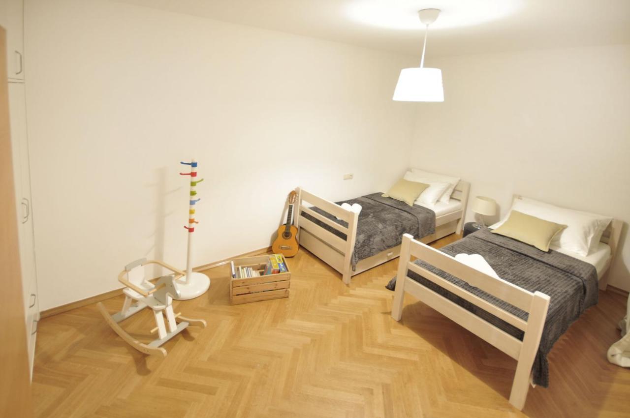 Family Apartment Noel - Omis Exterior photo